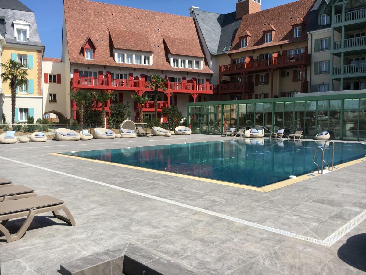 Cyrille Et Vacances Presqu'Ile De La Touques Deauville Ngoại thất bức ảnh